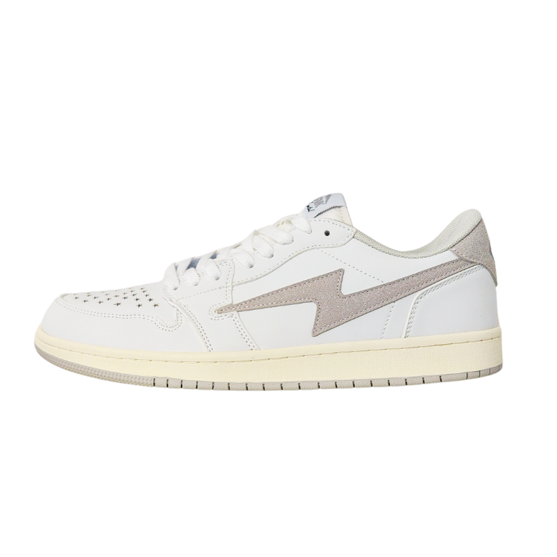 SNK Zeus Sneaker "Essential"