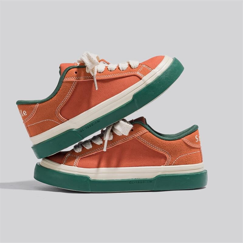 SNK Smile Classic Sneaker