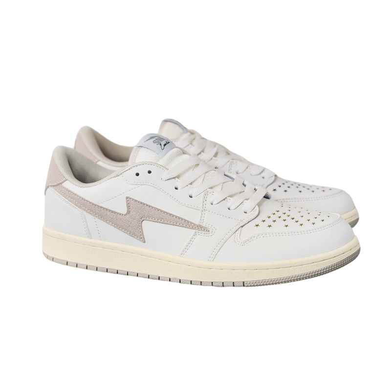 SNK Zeus Sneaker "Essential"