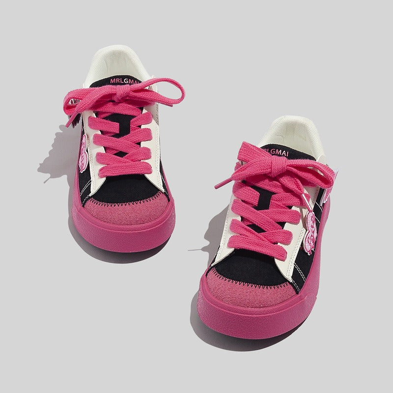 "Hello! My Love" Sneaker