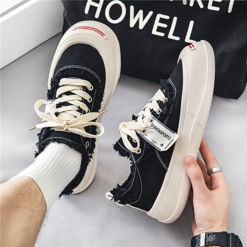 Retro-Skate Echo Sneakers
