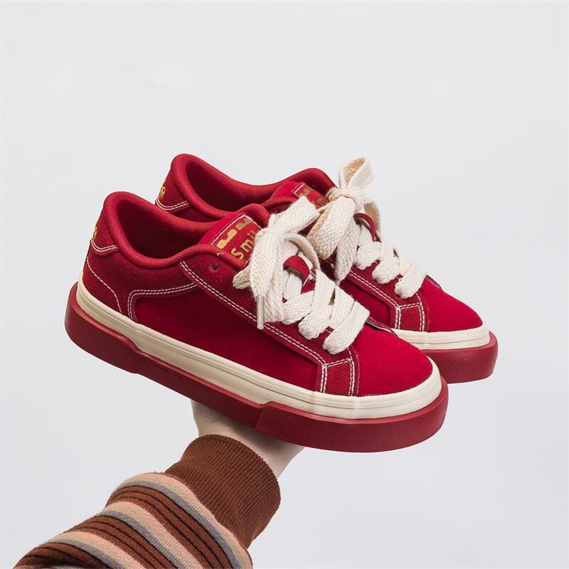 SNK Smile Classic Sneaker