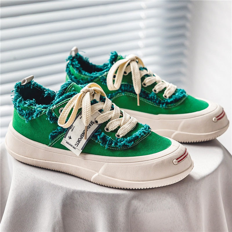 Retro-Skate Echo Sneakers