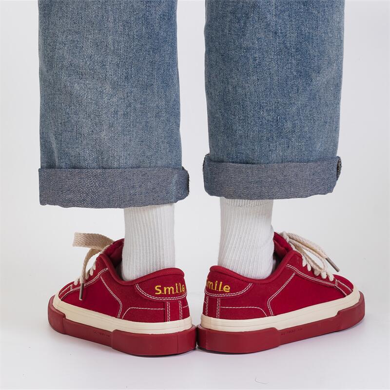 SNK Smile Classic Sneaker
