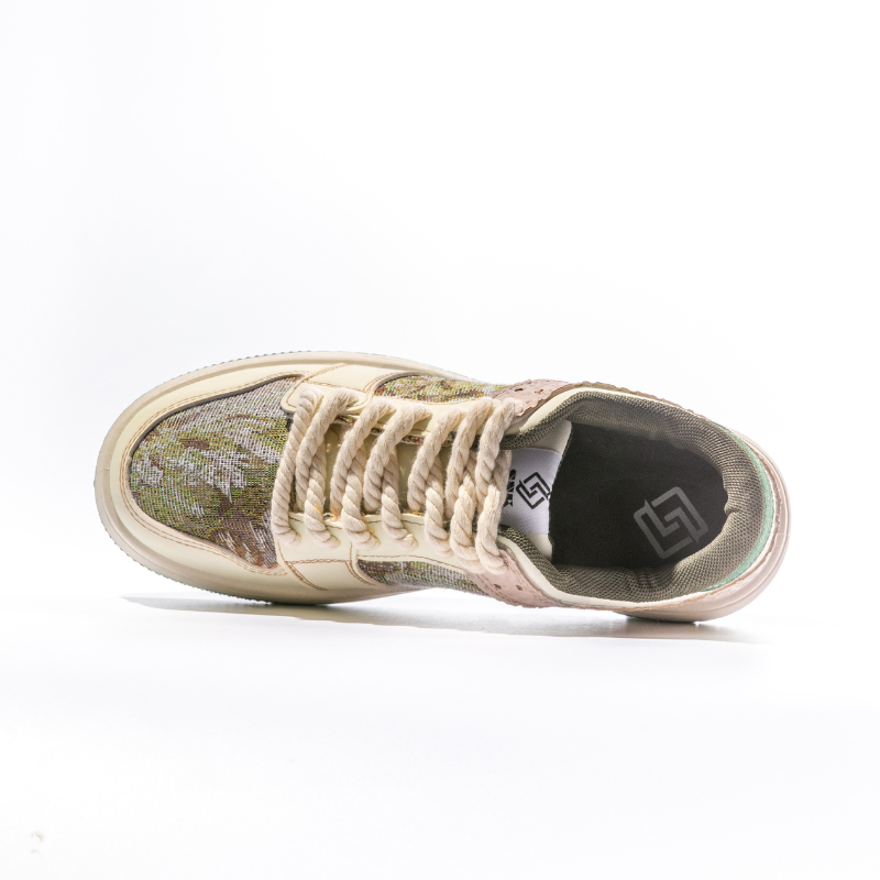SNK Secret Forest Sneaker