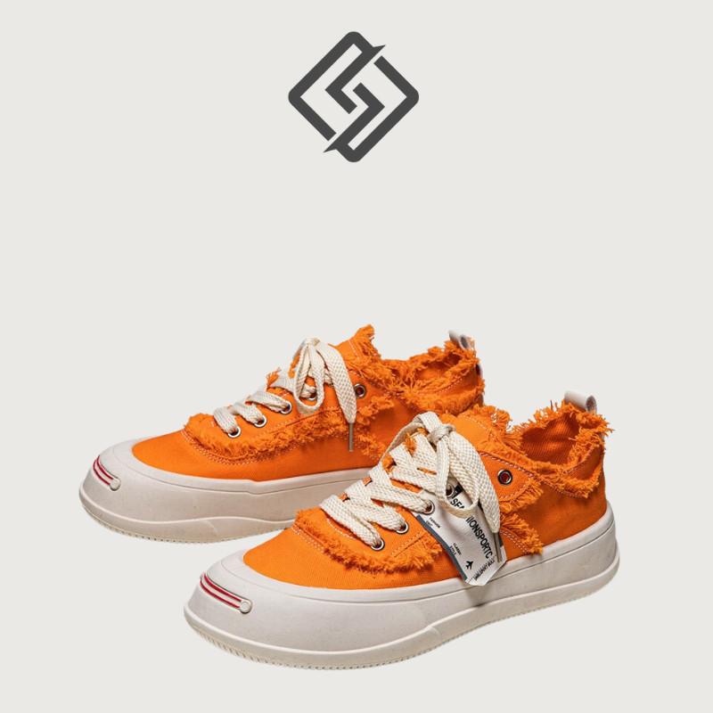 Retro-Skate Echo Sneakers