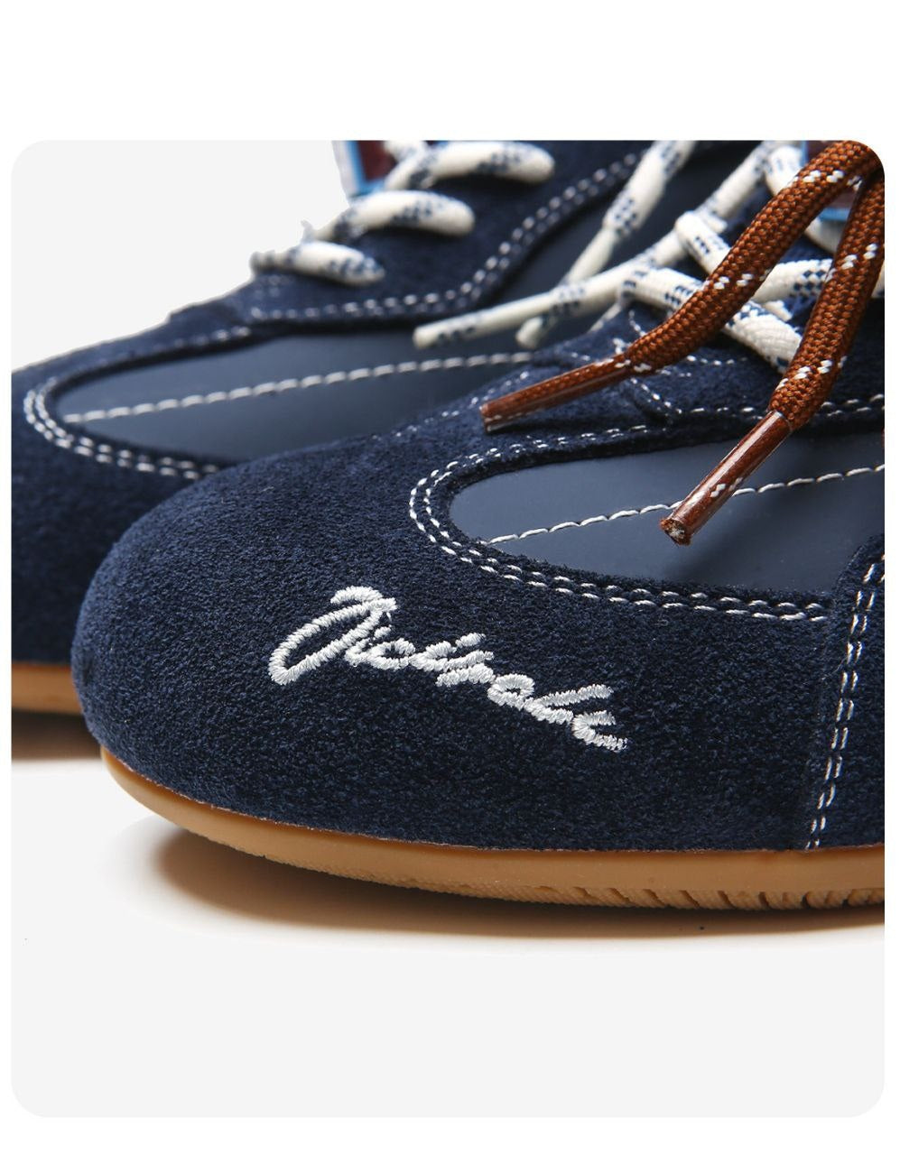 Retro Oi-Circle 6.0 Trainer